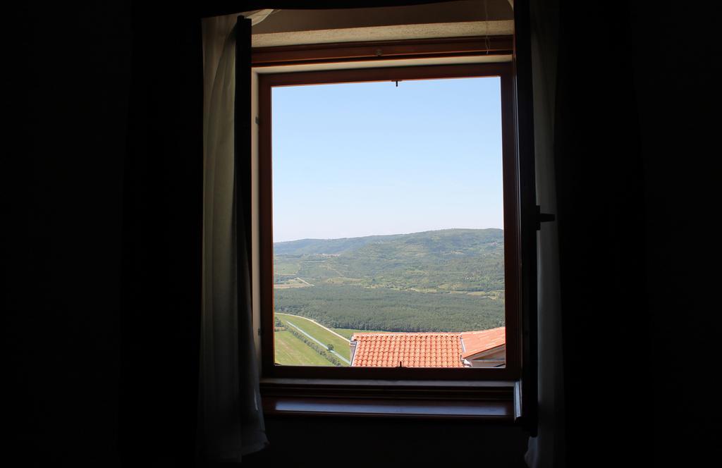 Apartment Kastel Motovun Esterno foto