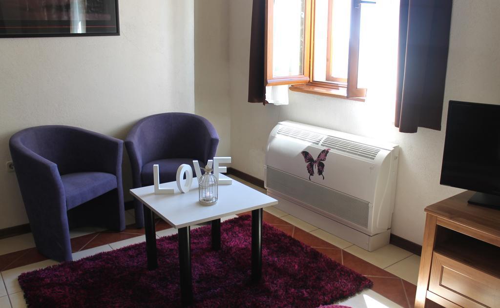 Apartment Kastel Motovun Esterno foto