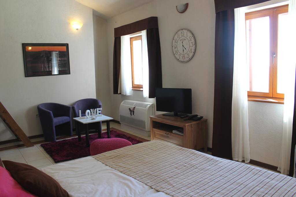 Apartment Kastel Motovun Esterno foto